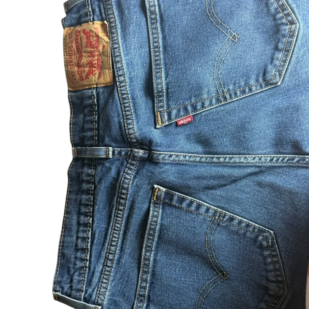 Levi’s‎ 501 Original Fit Button-Fly Jeans – Medium Wash Size: W32 L32